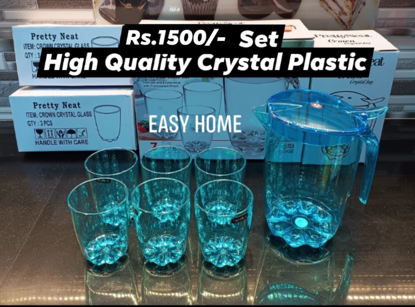 Crystal Plastic Set